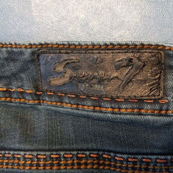 Seven7 Bejewelled Button and Studs Size 12 Blue Jeans Chic Countrycore - Picture 7 of 8